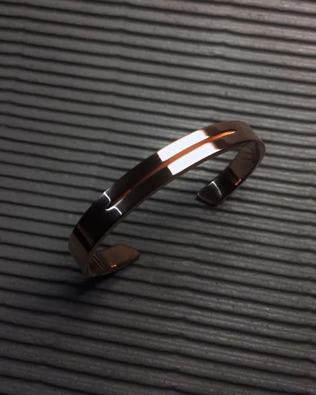 Pulseira de cobre puro e maciço recorte vazado