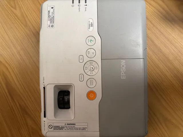 Projetor Epson LCD Projector H382F + Tela