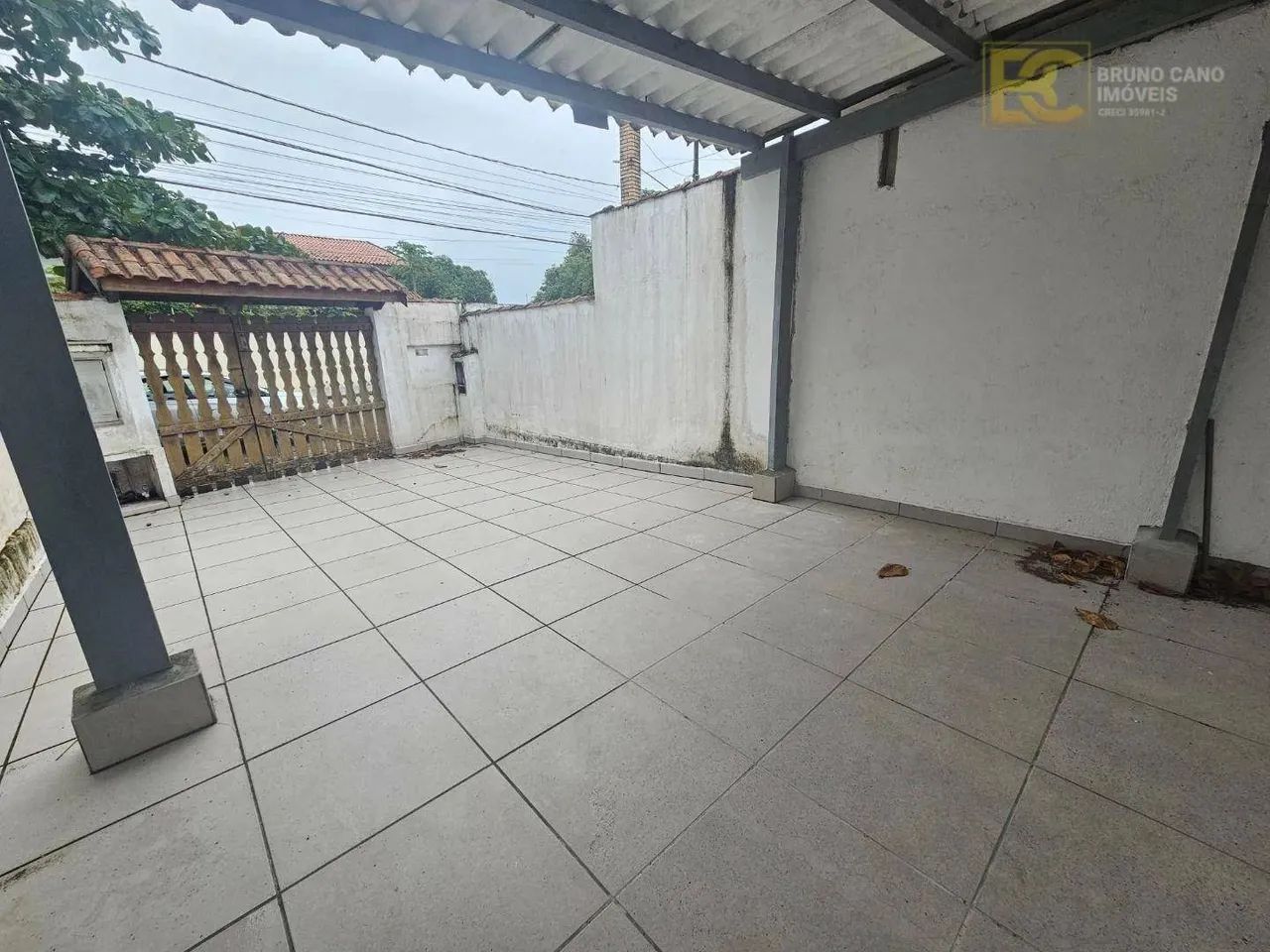Casa térrea com edícula para locação definitiva - Centro - Peruíbe/SP - Foto 3