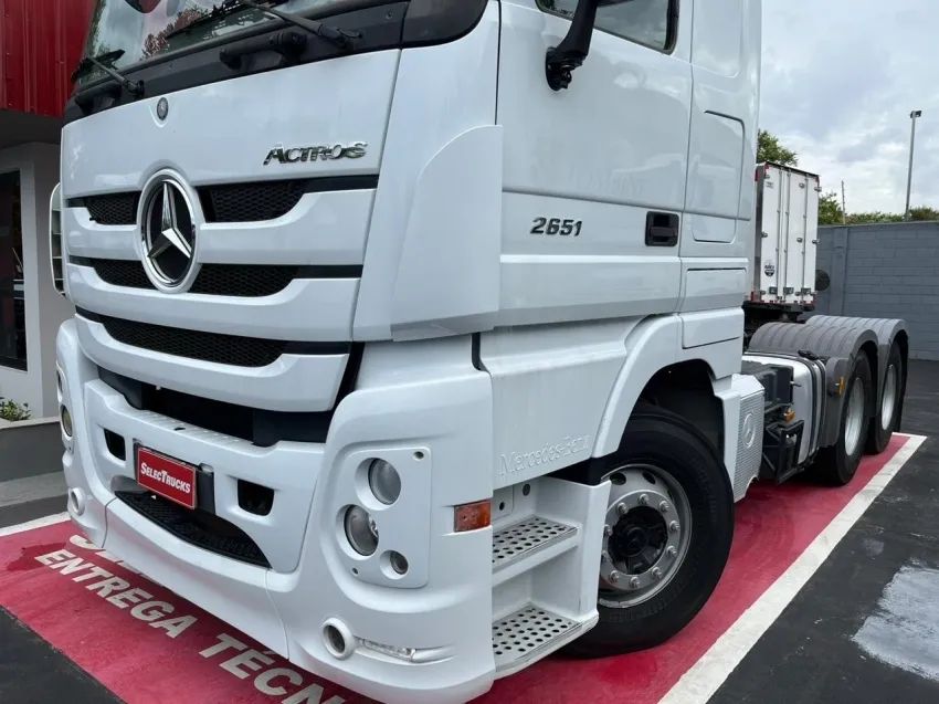 Mercedes-Benz Actros 2651 6x4. - Foto 6