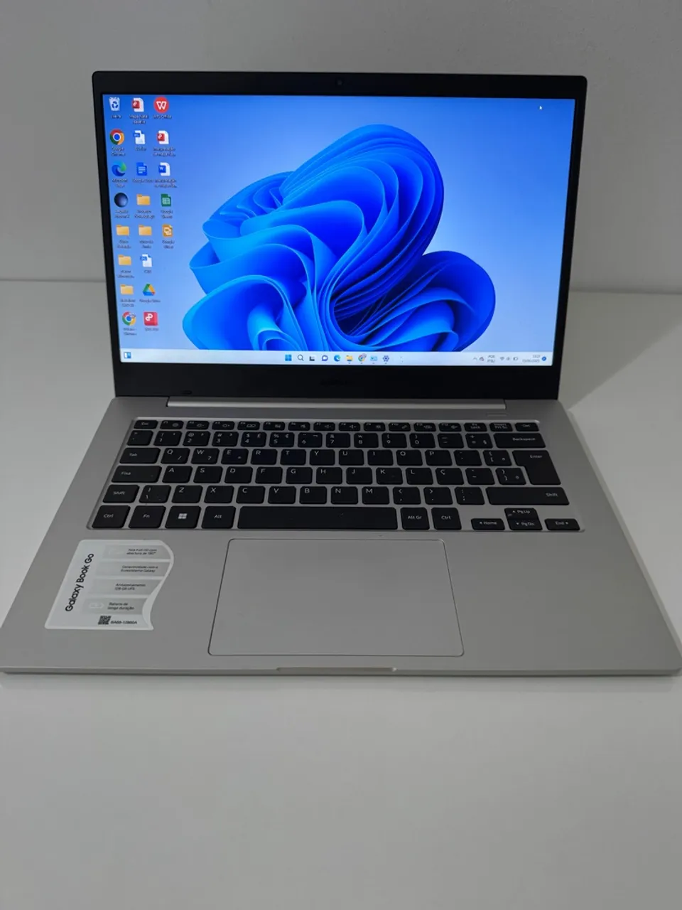 Notebook Samsung Galaxy Book Go, Windows 11 Home, 4GB, 128GB UFS, 14'' Full HD LED, 1.38kg