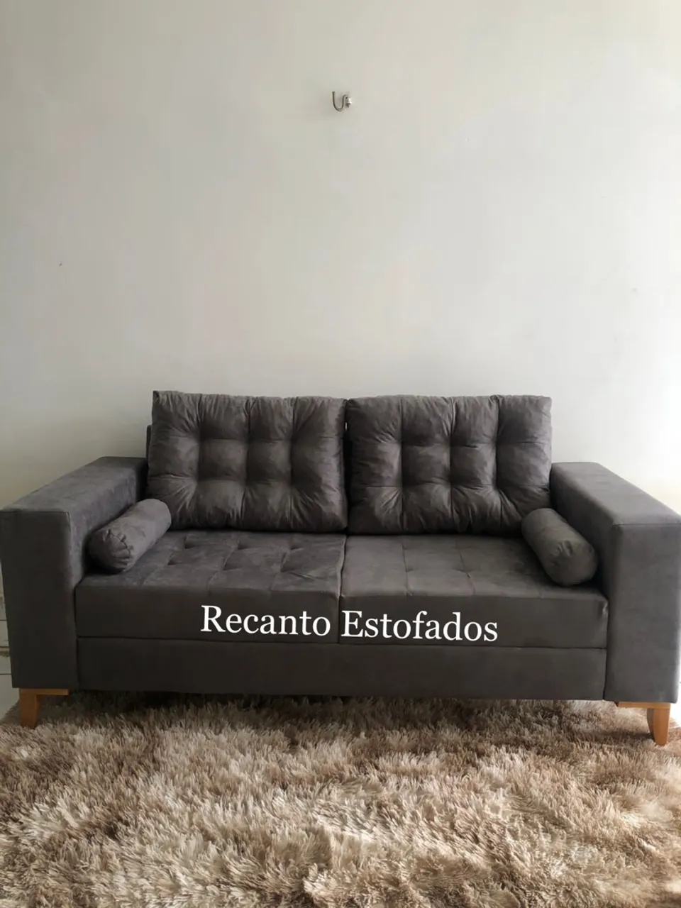 Sofá Retrô ( PRONTA ENTREGA )