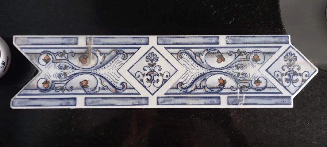 Faixa decorativa - cerâmica