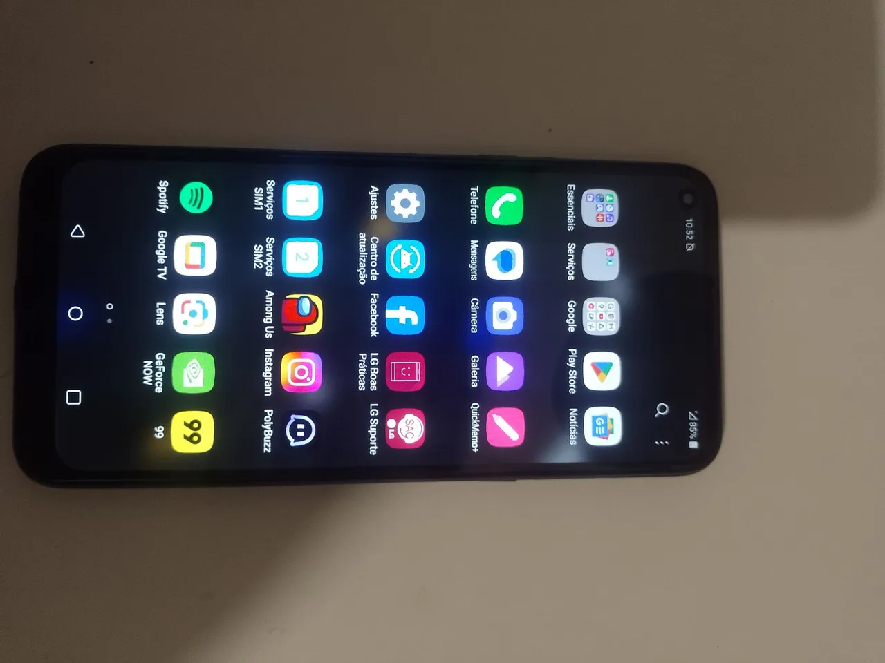 Vendo um celular LG k61 128gb