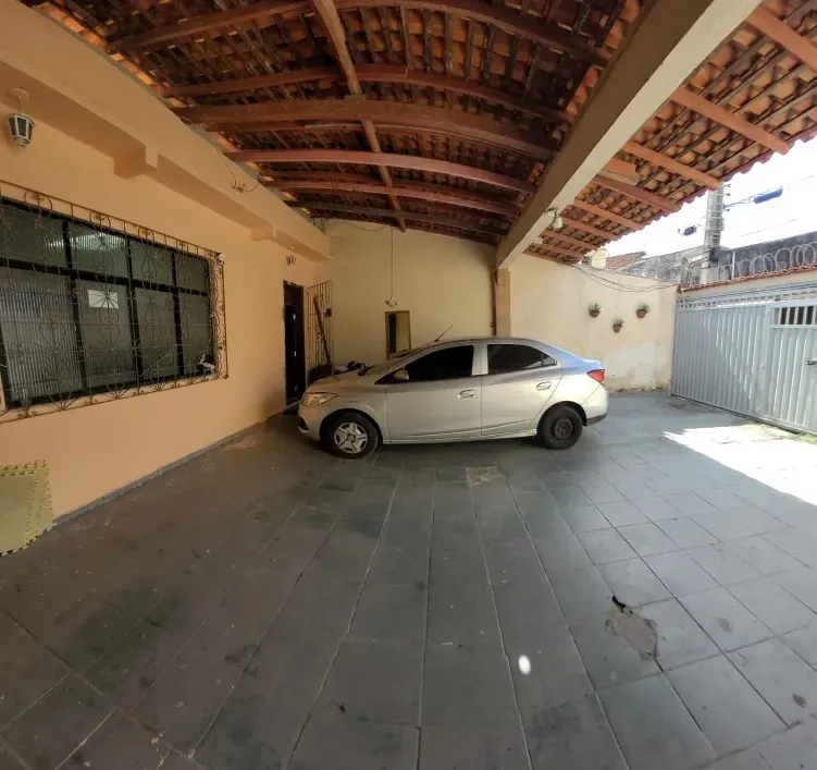 Imóvel disponível em São Sebastião.