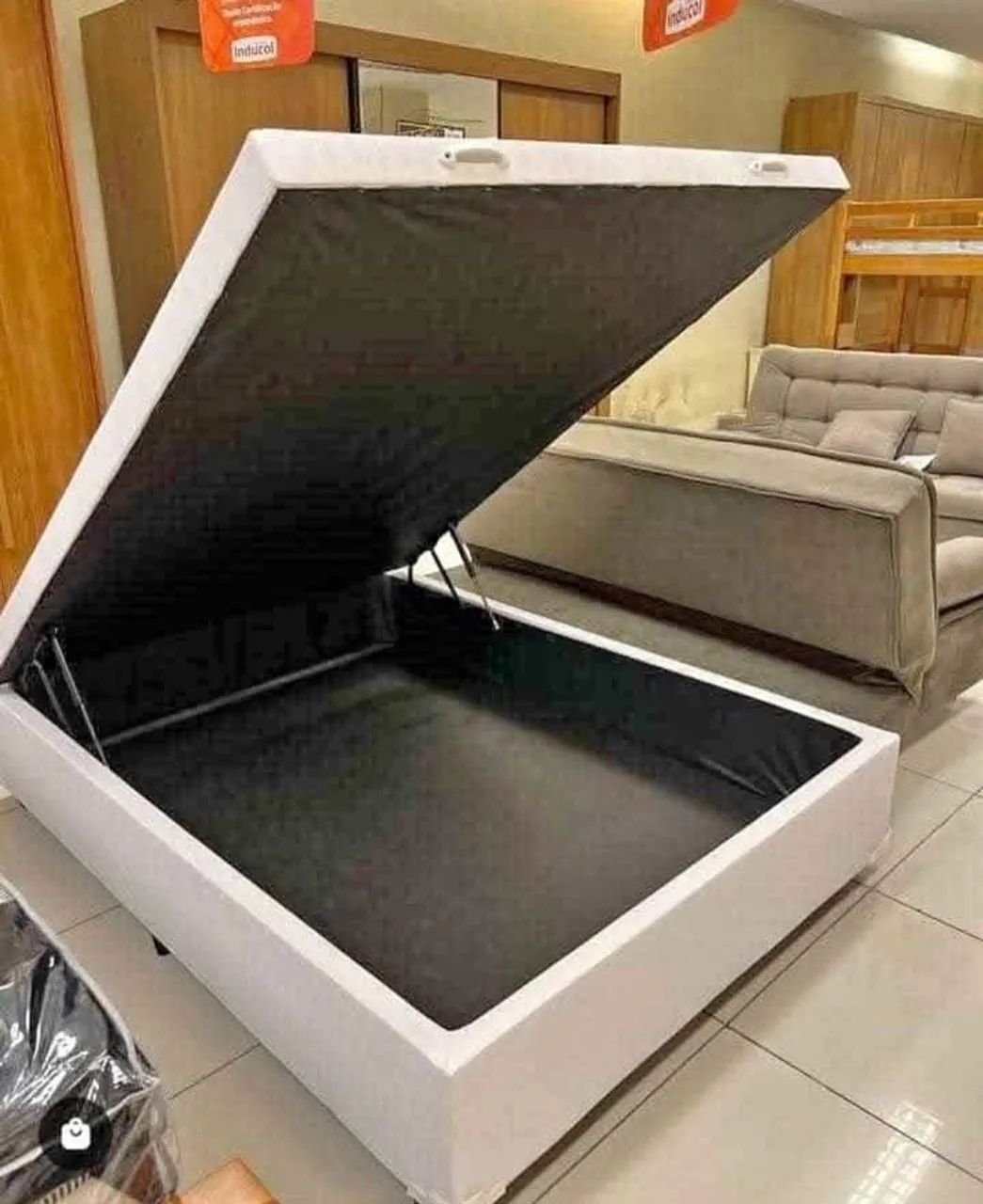 Cama Box Baú com Amplo Espaço Interno