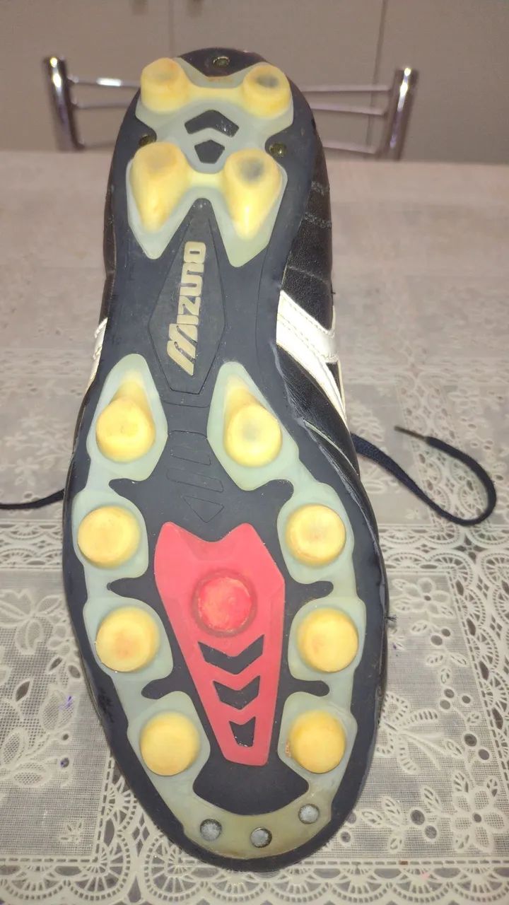 Chuteiras Mizuno Professional Model - Tamanho 37/38 - Foto 3