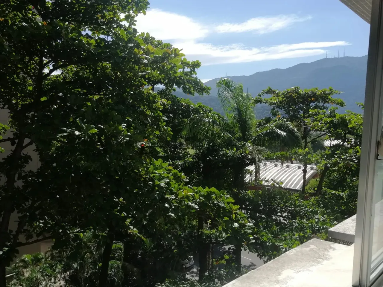 Apartamento à venda no Leblon Rio de Janeiro 3 quartos Suíte garagem dependências completa