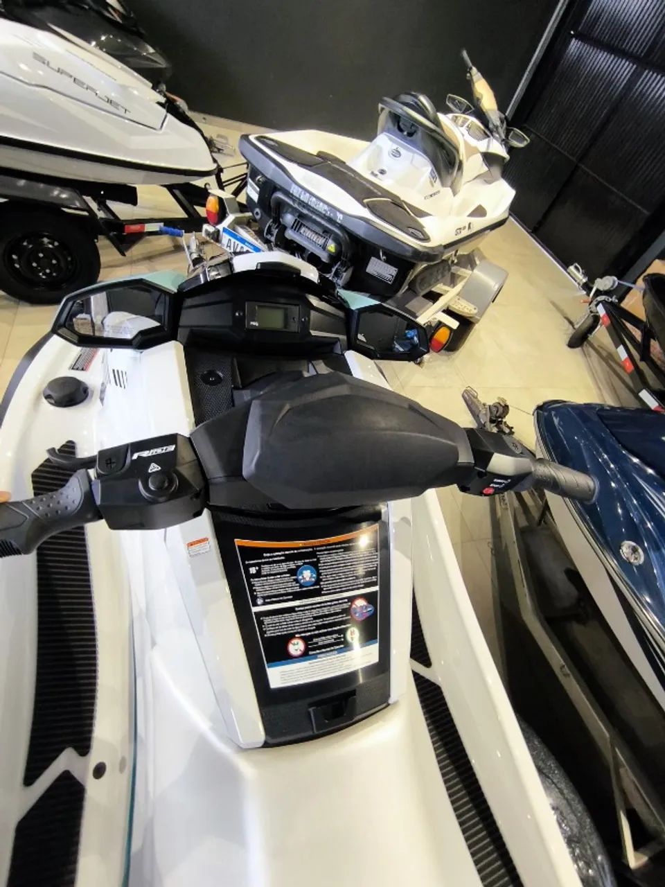 JET-SKI YAMAHA VX 2025 - Foto 5