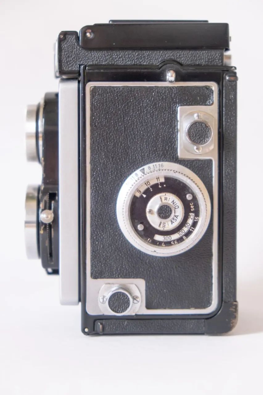 TLR Ikoflex - Lente Zeiss Tessar 75mm 3.5mm - Foto 4