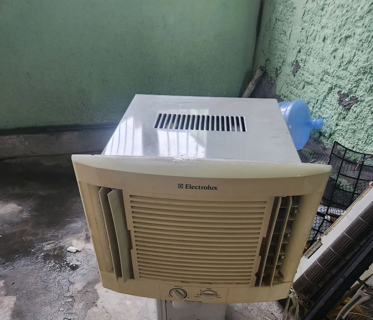 Ar de caixa 10 mil btus64317618043778120