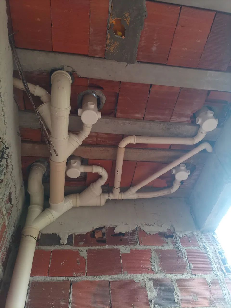 Pedreiro,pintor,encanador,carpinteiro,gesseiro e etc... - Foto 2