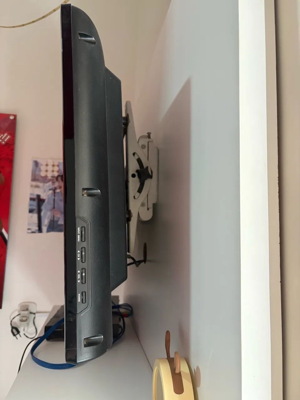 VENDO TV EM PERFEITO ESTADO - Foto 2