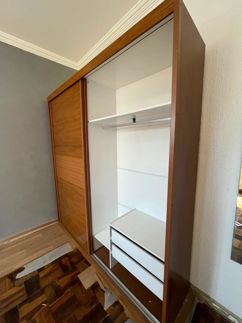 Guarda roupas de casal - Foto 4