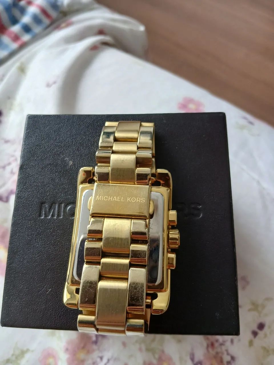 Relógio Mk 5436 dourado - Foto 3