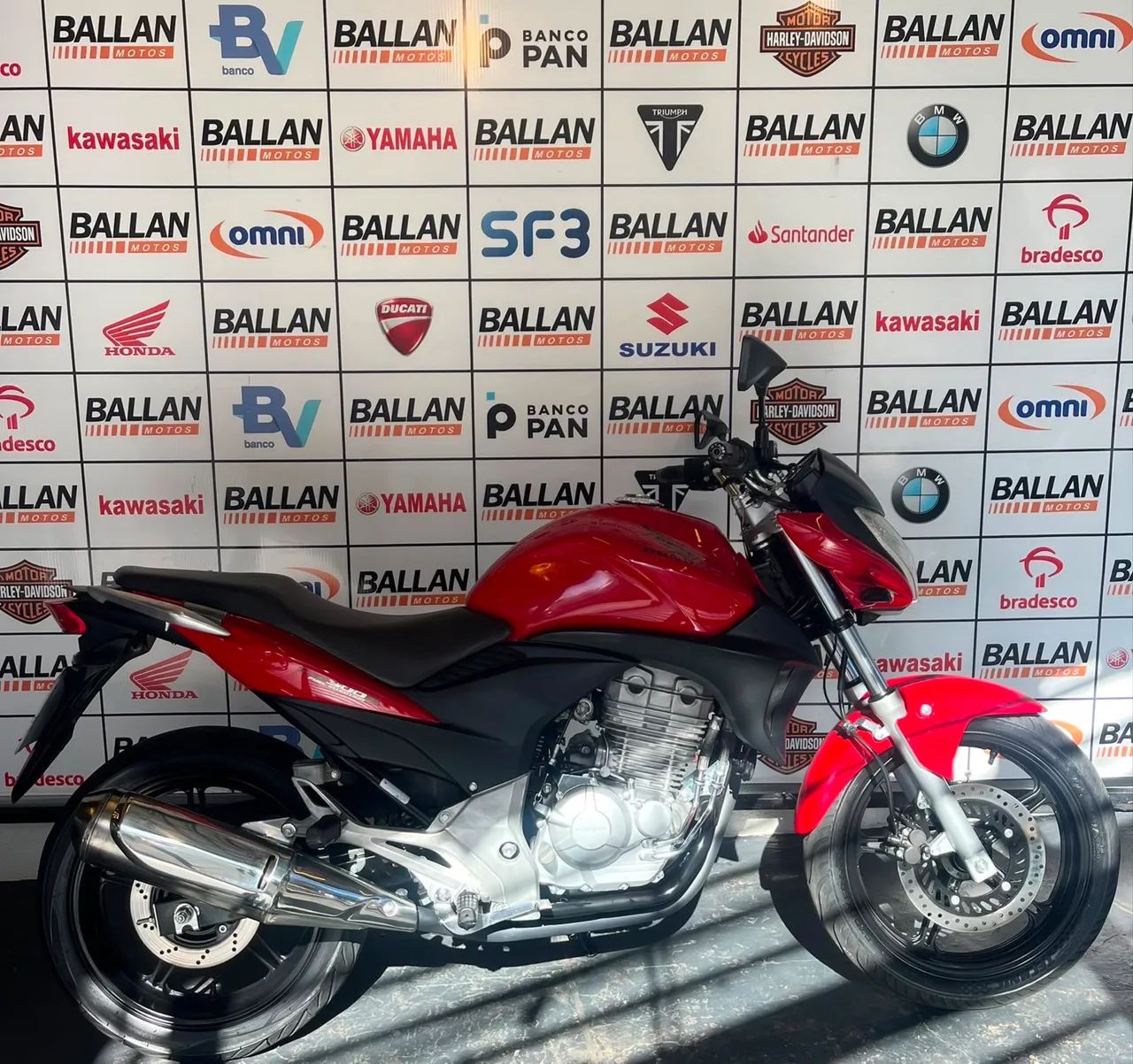 CB300 2012