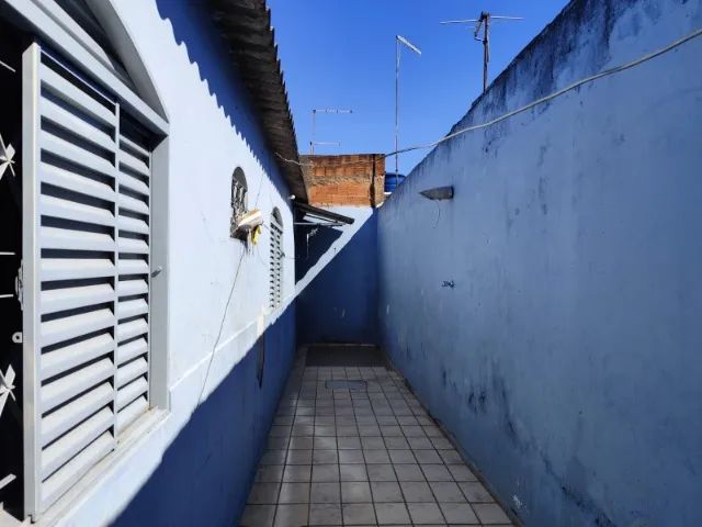 Casa com habite-se, financia, dois quartos na QR 100 - Foto 3