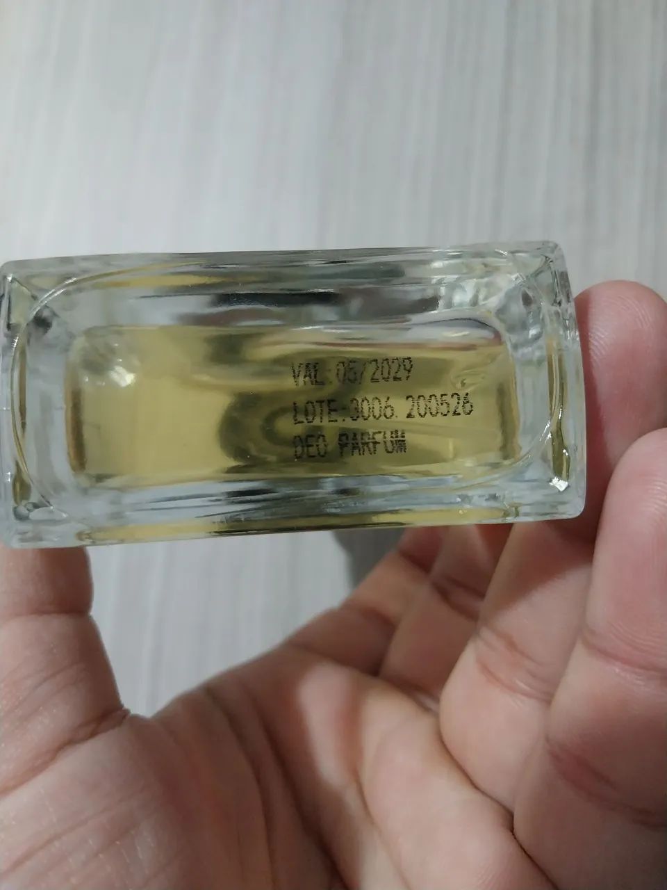 Perfume Effervescent summer 'usado apenas uma vez' 99ml - Foto 2