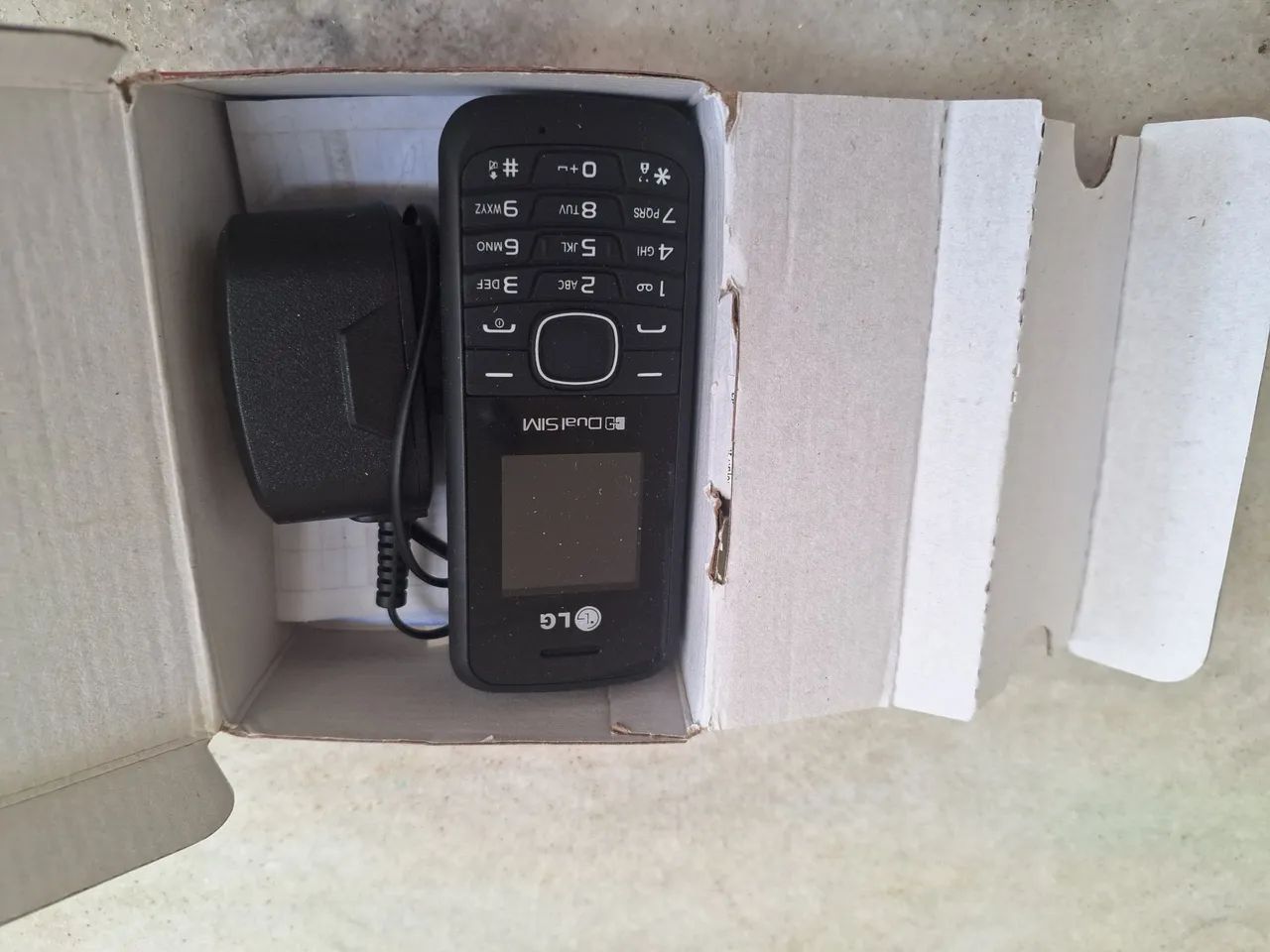 Celular modelo antigo novo