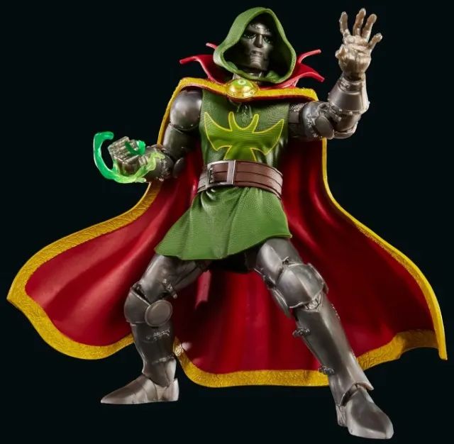 Emperor Doom Fantastic Four Marvel Legends - Lacrado - Foto 3