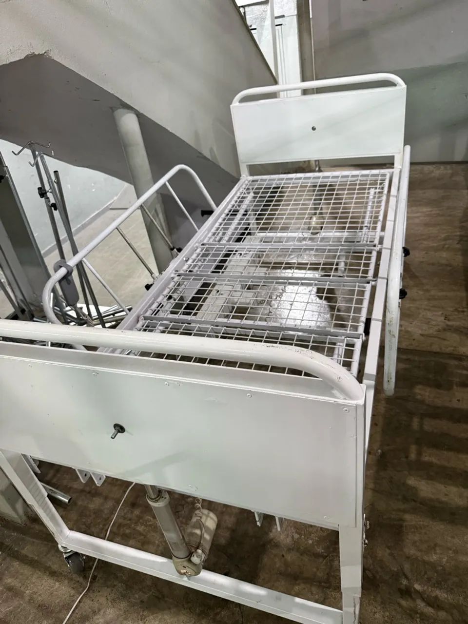 Cama hospitalar motorizada  - Foto 2