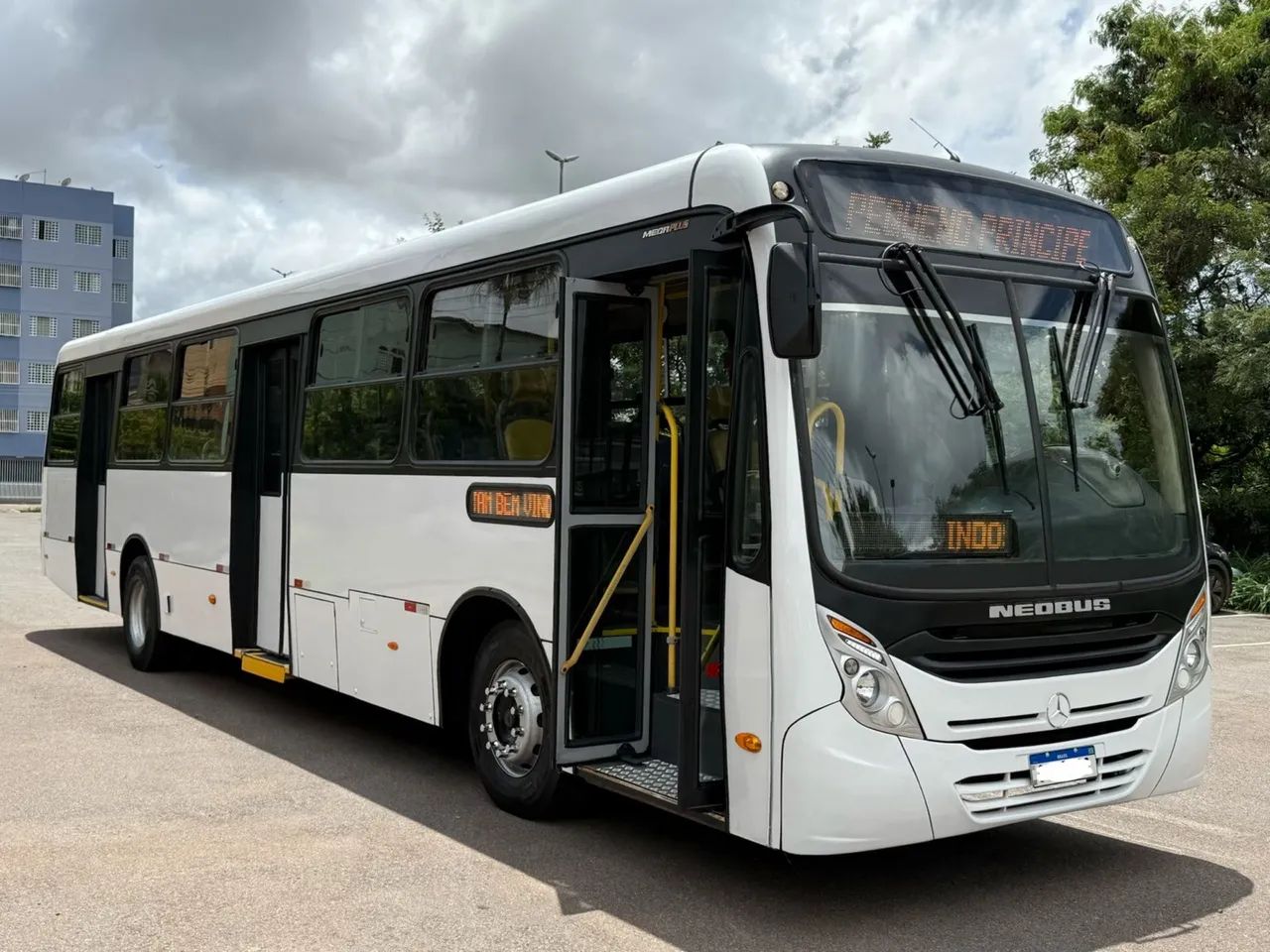 Mercedes 1721 2013/2014 Novíssimo. .  - Foto 2