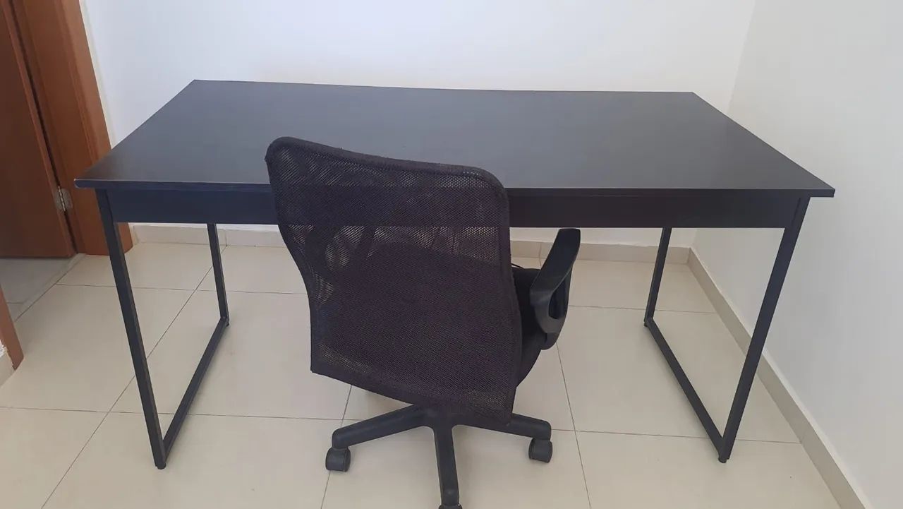 Mesa de estudo 64962130822658120