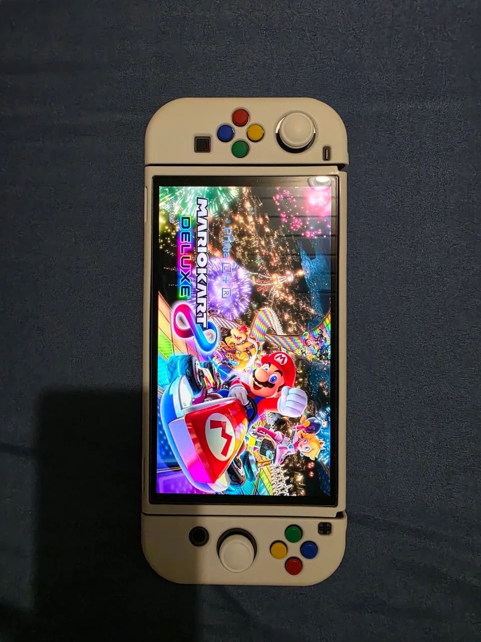 Nintendo Switch OLED + Mario Kart 8