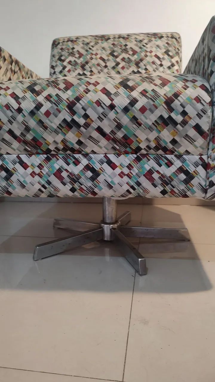 Poltrona giratória  - Foto 4
