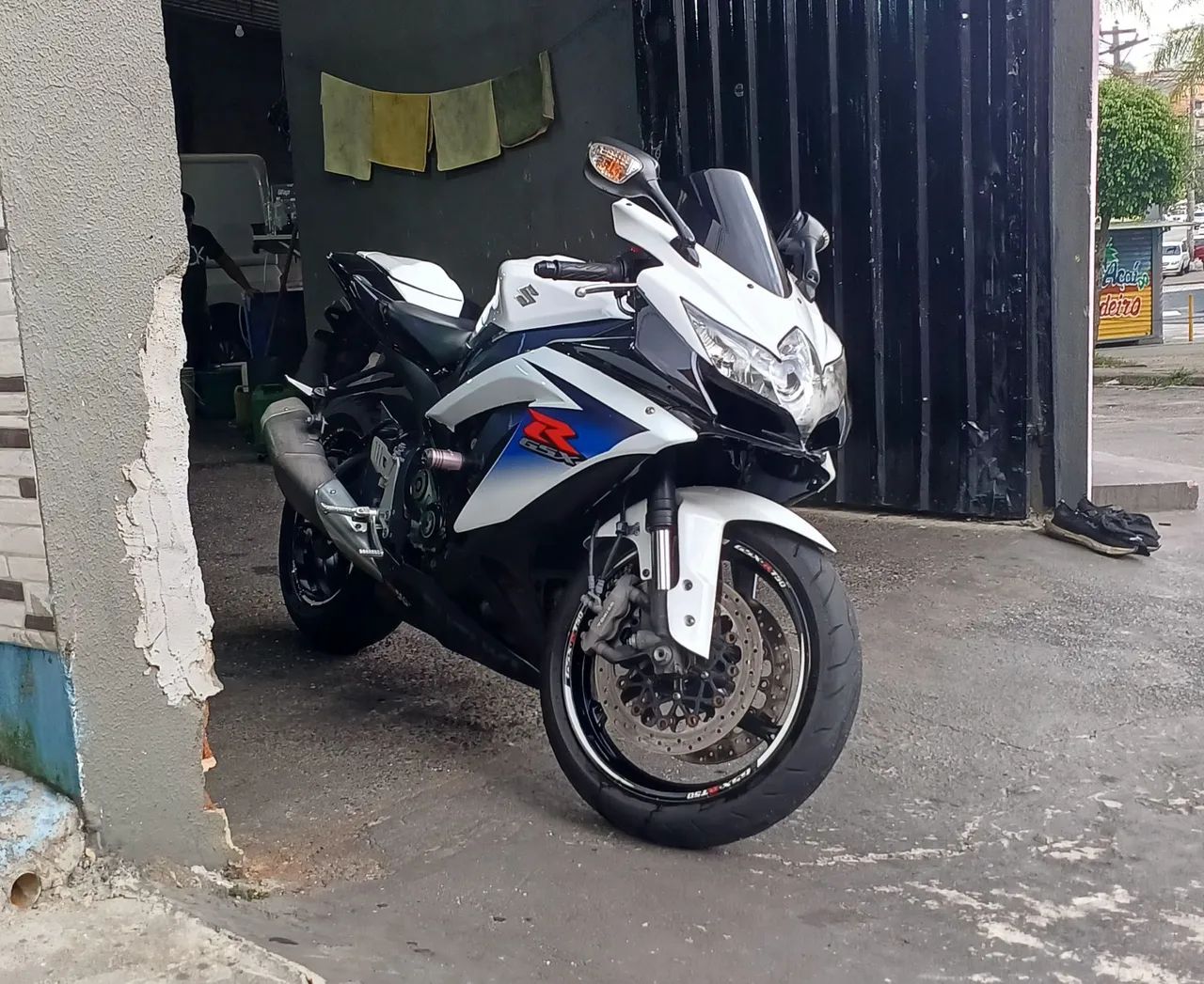 Suzuki 750 2013 - 1492865212 | OLX