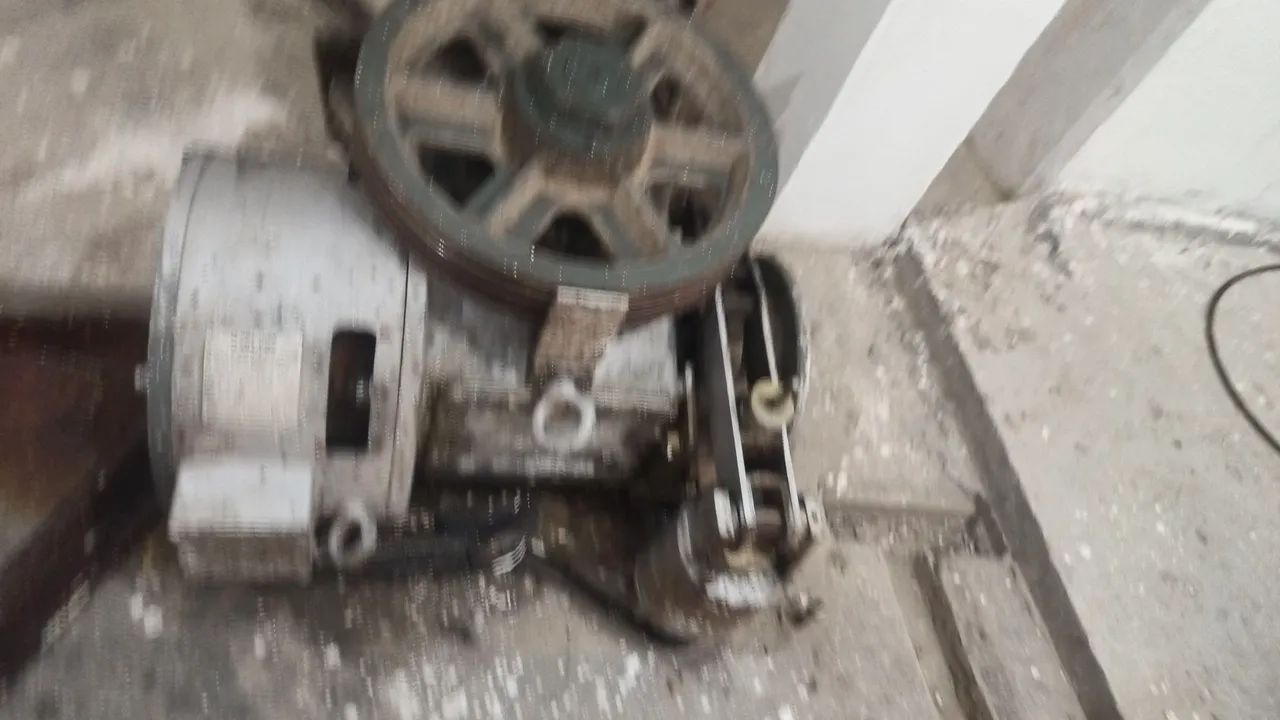 Moto  para elevador  - Foto 2