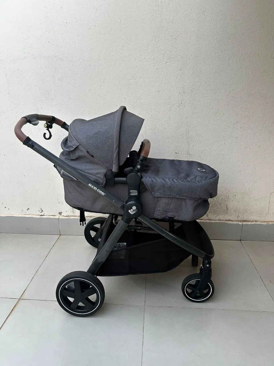Carrinho Moisés 3 em 1 Anna Maxi Cosi completo  - Foto 5