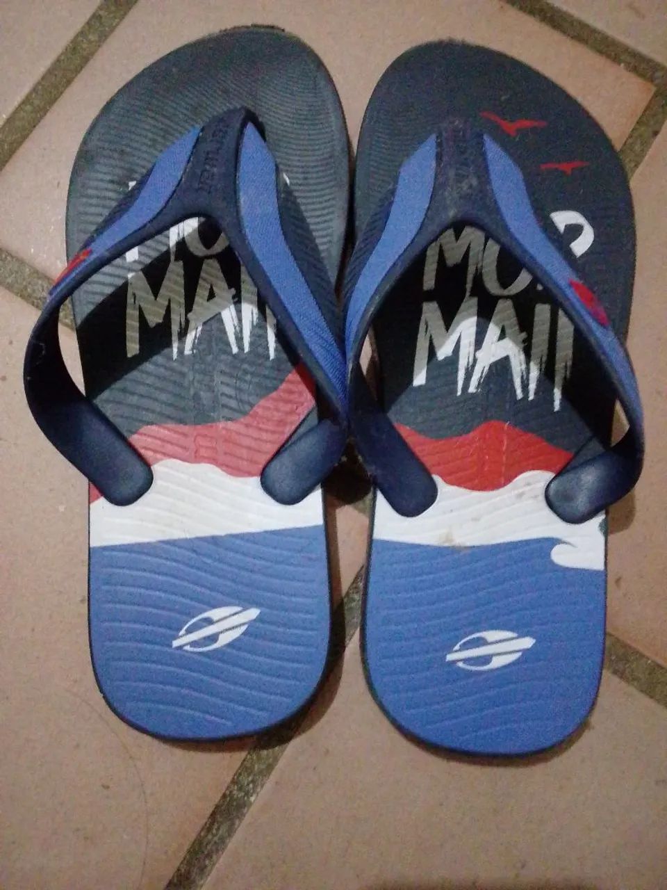 Chinelo , preço negociável 