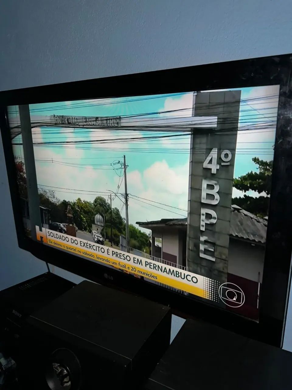 TV LG 37 Polegadas (Modelo 37LD460) - Ótimo Estado! - Foto 2