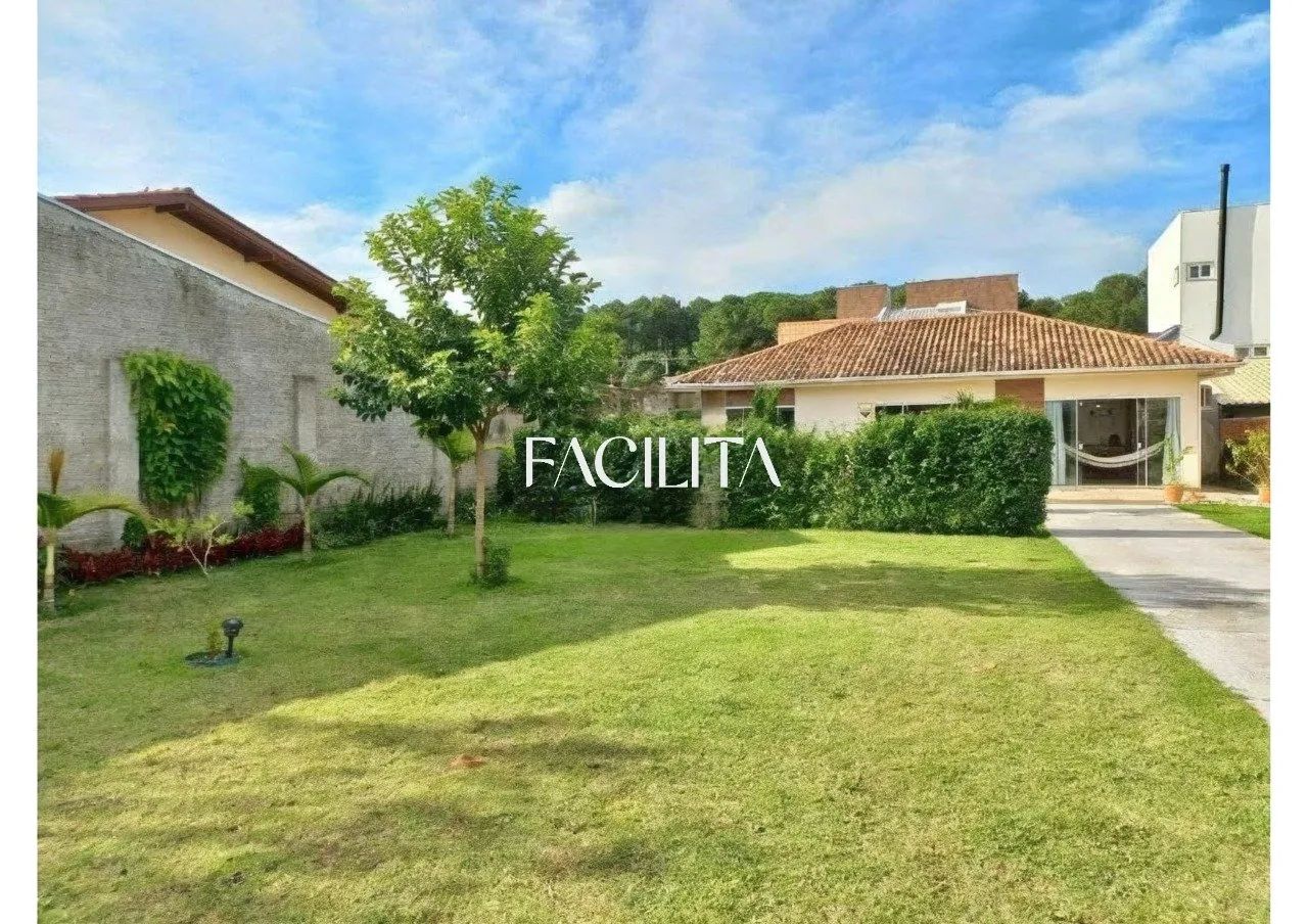 Casa com 3 quartos no bairro Campeche, Florianópolis.