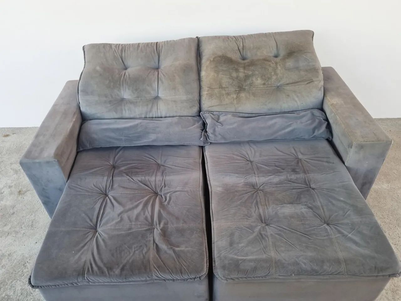 Sofá usado com marca de uso leia a descrição  - Foto 5