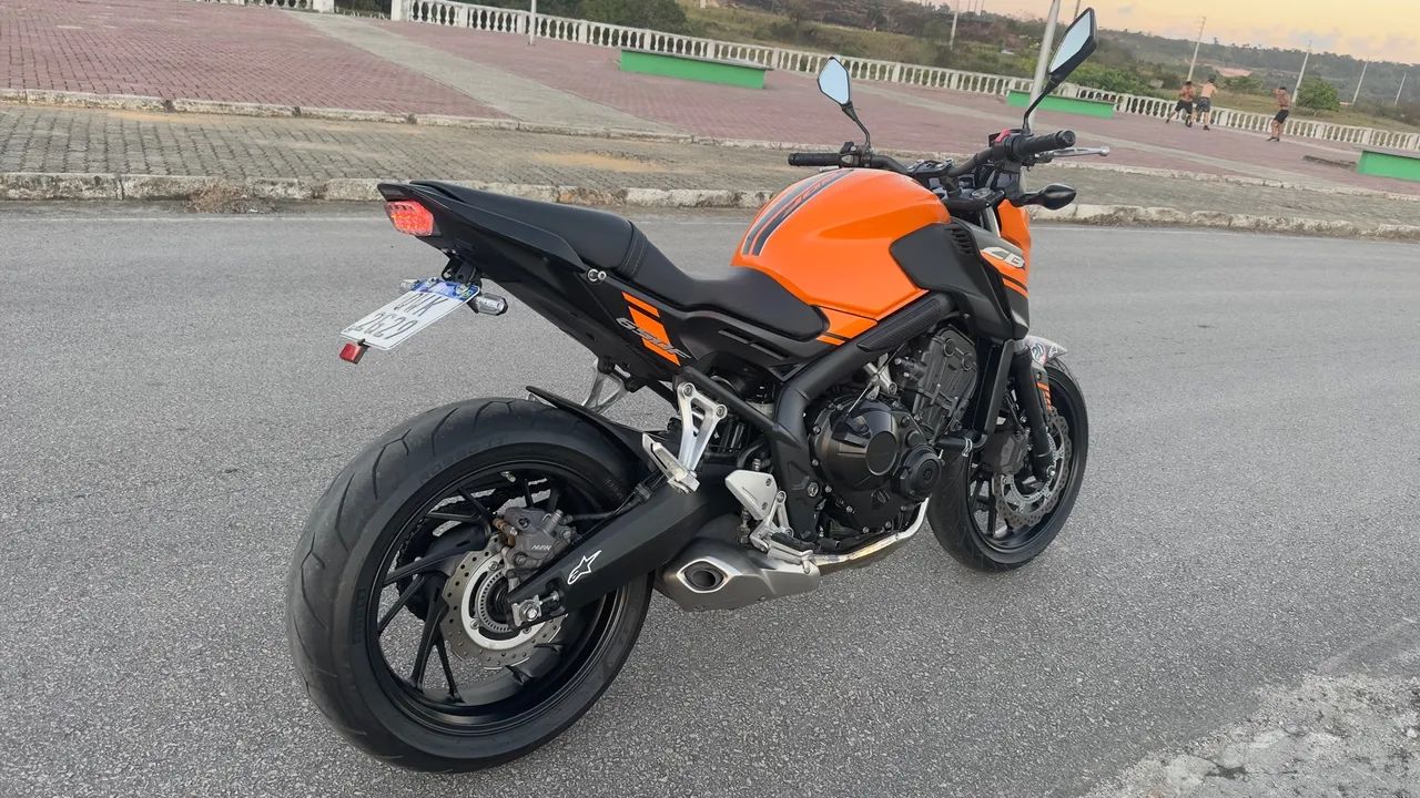 CB 650F 2019 - Foto 3