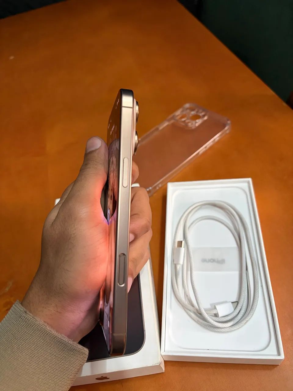 iPhone 16 Pro Max 256GB Único dono / CAIXA E CABO ORIGINAIS/ PARCELO EM 12x - Foto 3