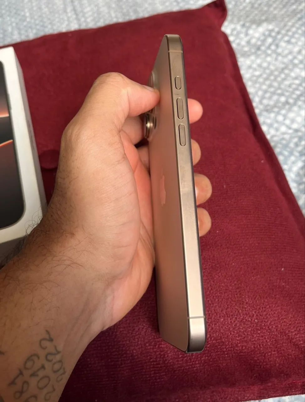 Vendo IPhone 16 Pro Max, 256 GB. - Foto 4