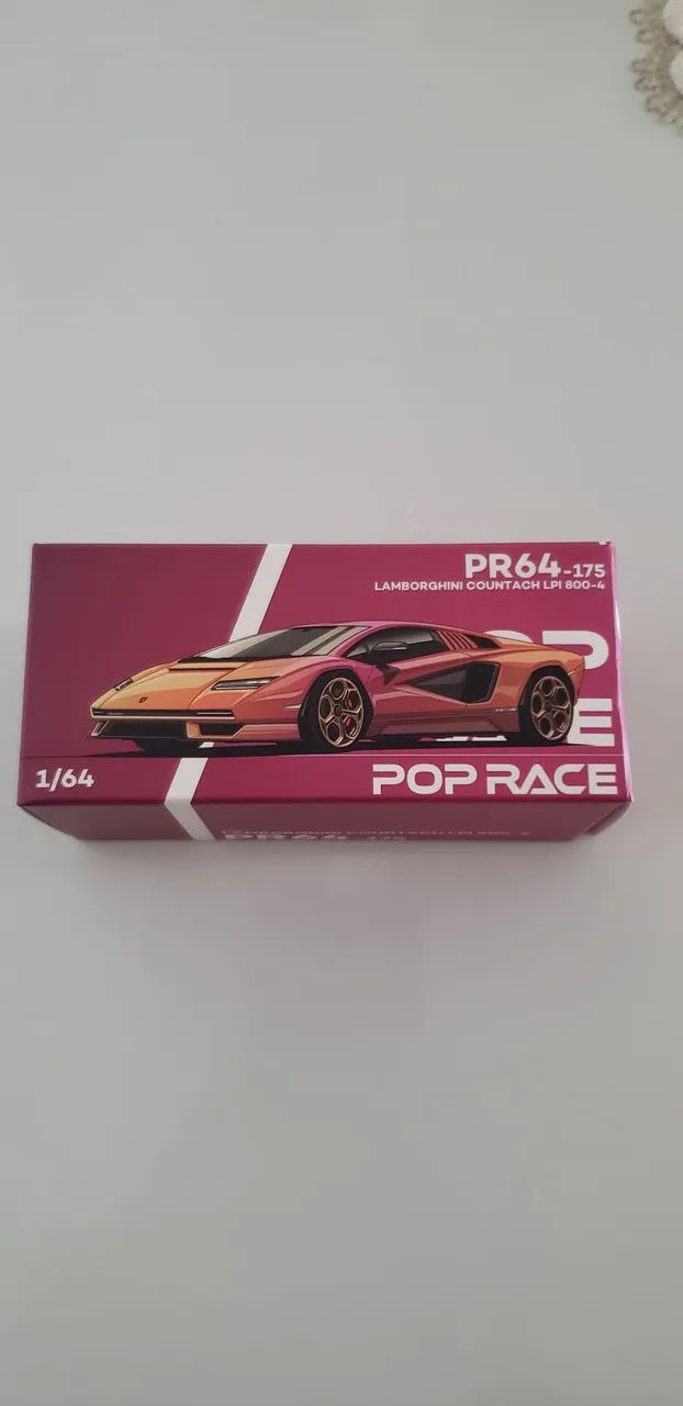 Mini gt 1/64 lamborghini countach lpi 800-4