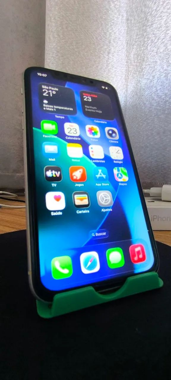 iPhone 11 64 gb branco perfeito estado 83% saúde da bateria  - Foto 3