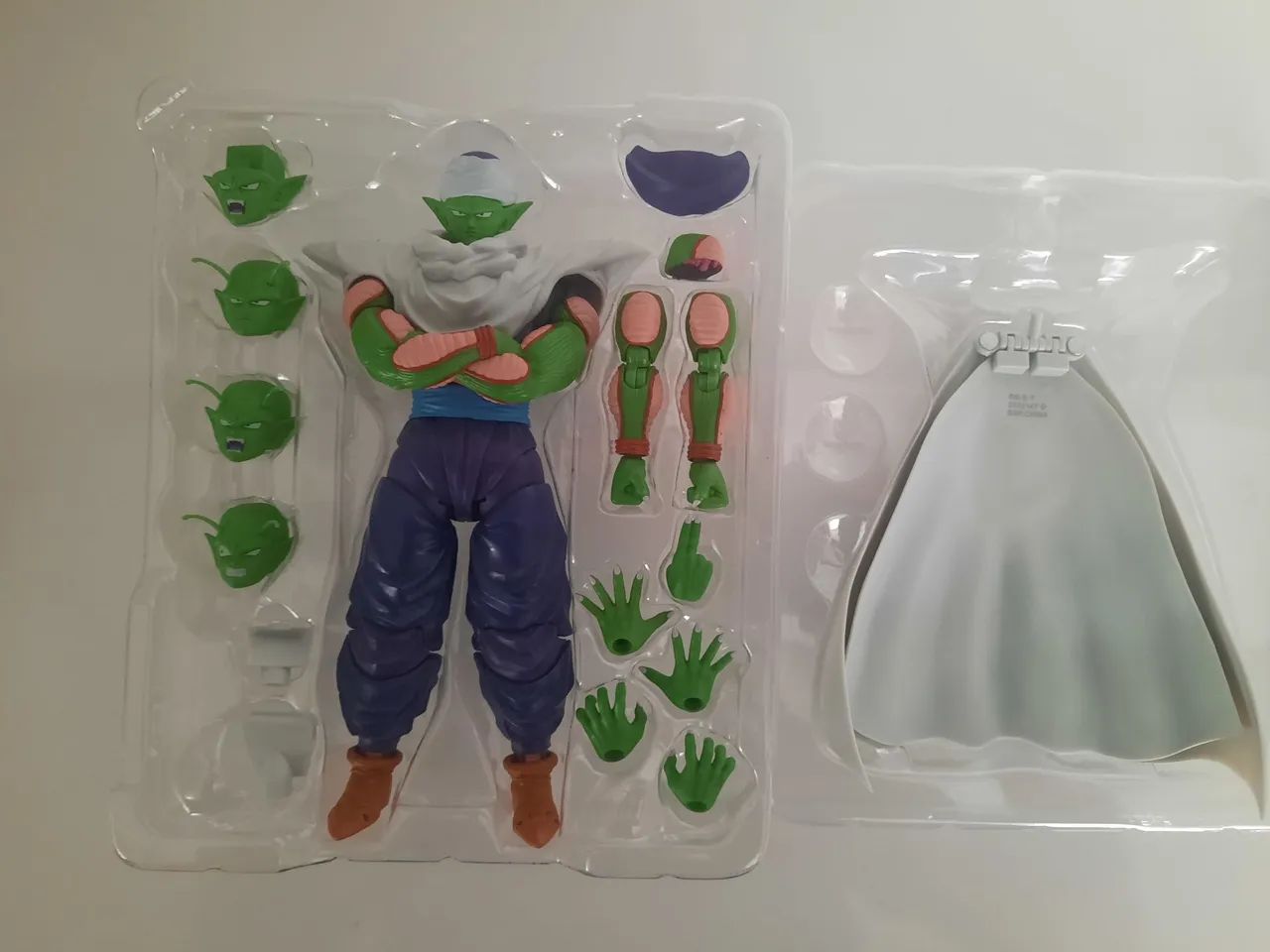 Piccolo SH Figuarts Bandai 2.0 + Base - Foto 2