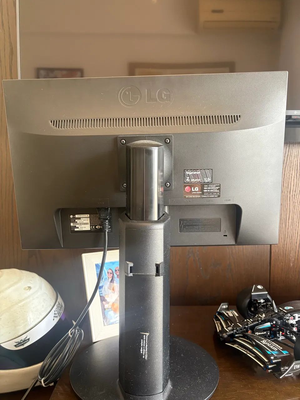 Monitor LG Flatron 22 polegadas- E2241 - Foto 4