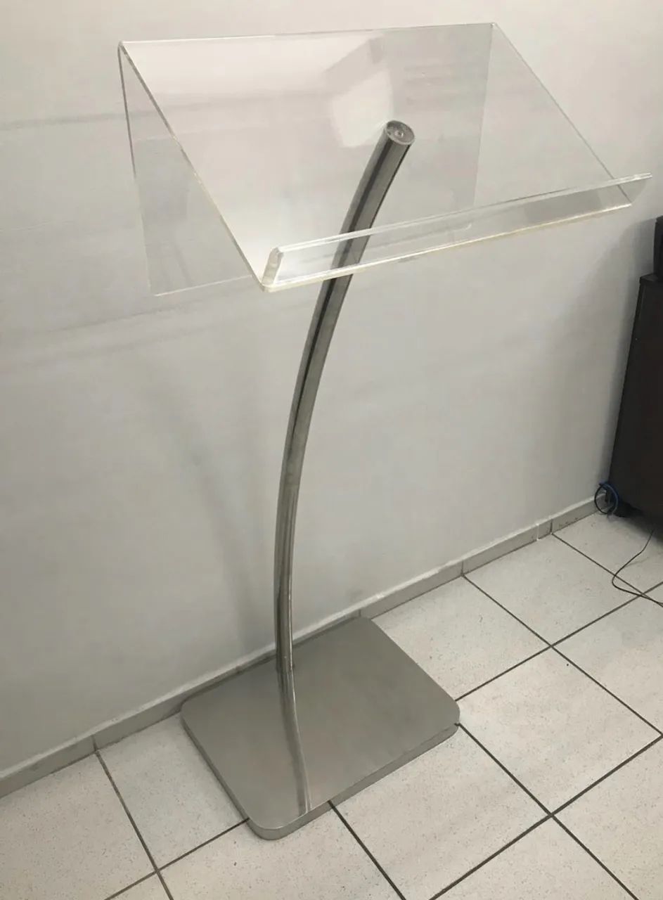 PÚLPITO DE ACRÍLICO - ELEGÂNCIA E SOFISTICAÇÃO ?