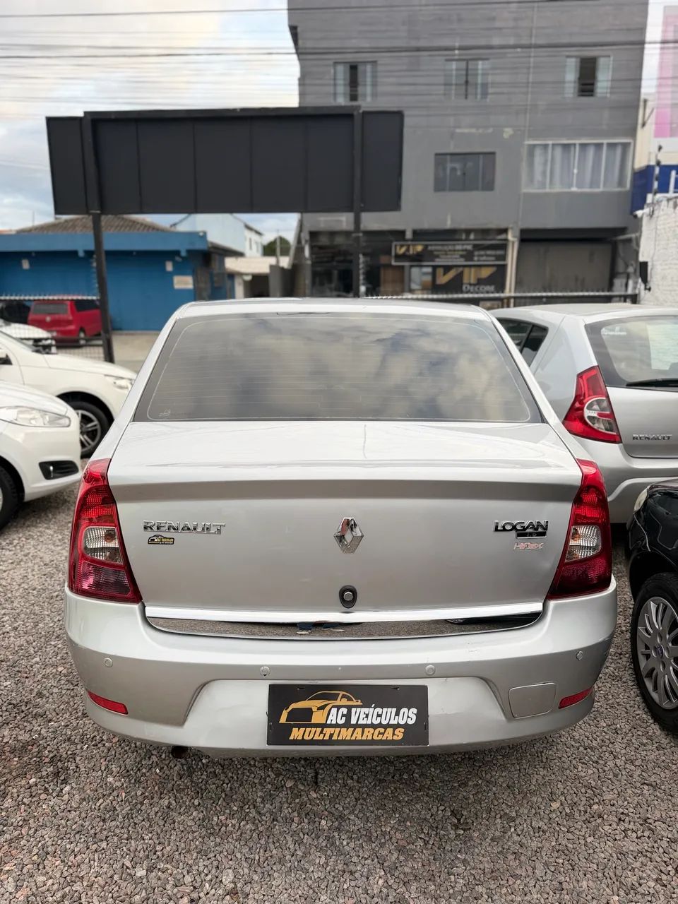 Renault Logan Expression Hi-flex 1.6 8V 4P 2011 - Foto 5