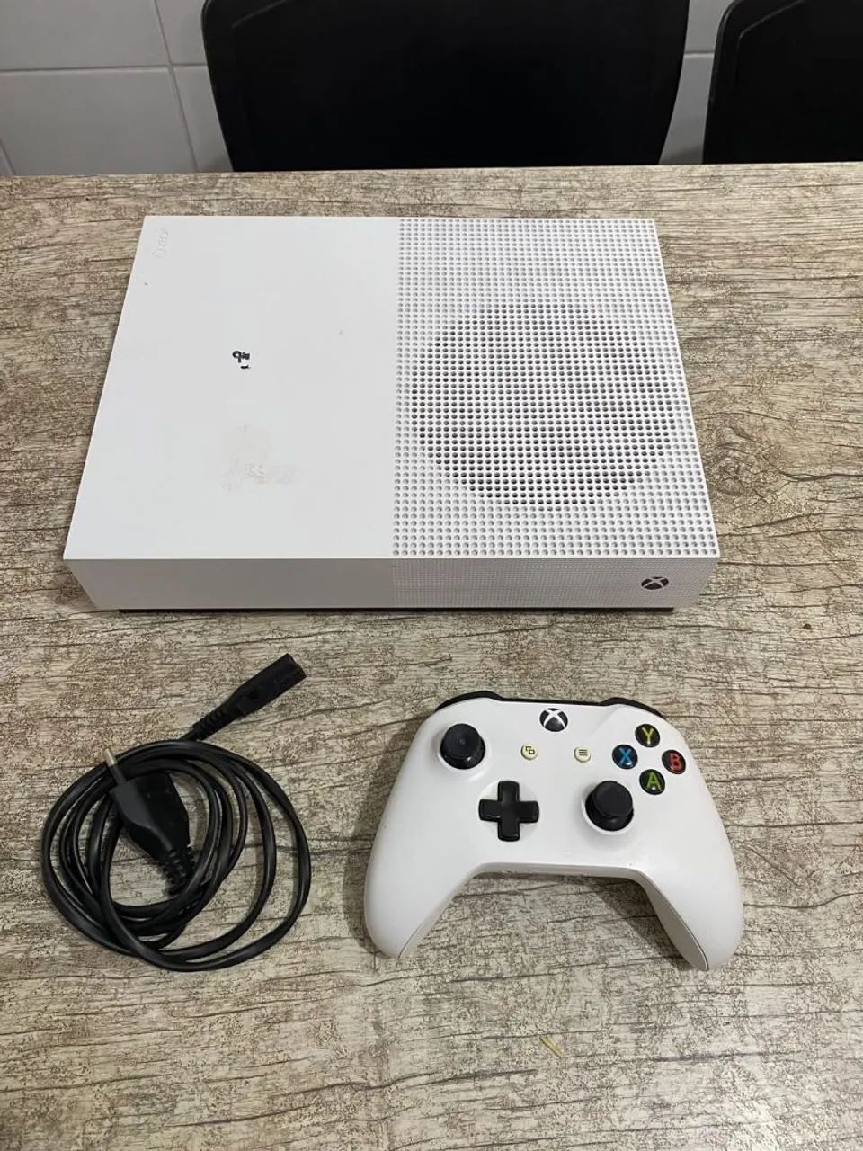 Xbox One S