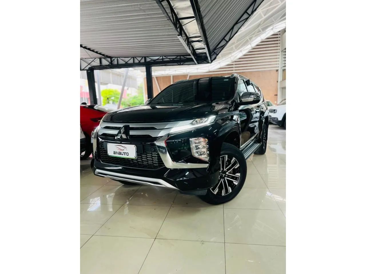 Mitsubishi Pajero 2023