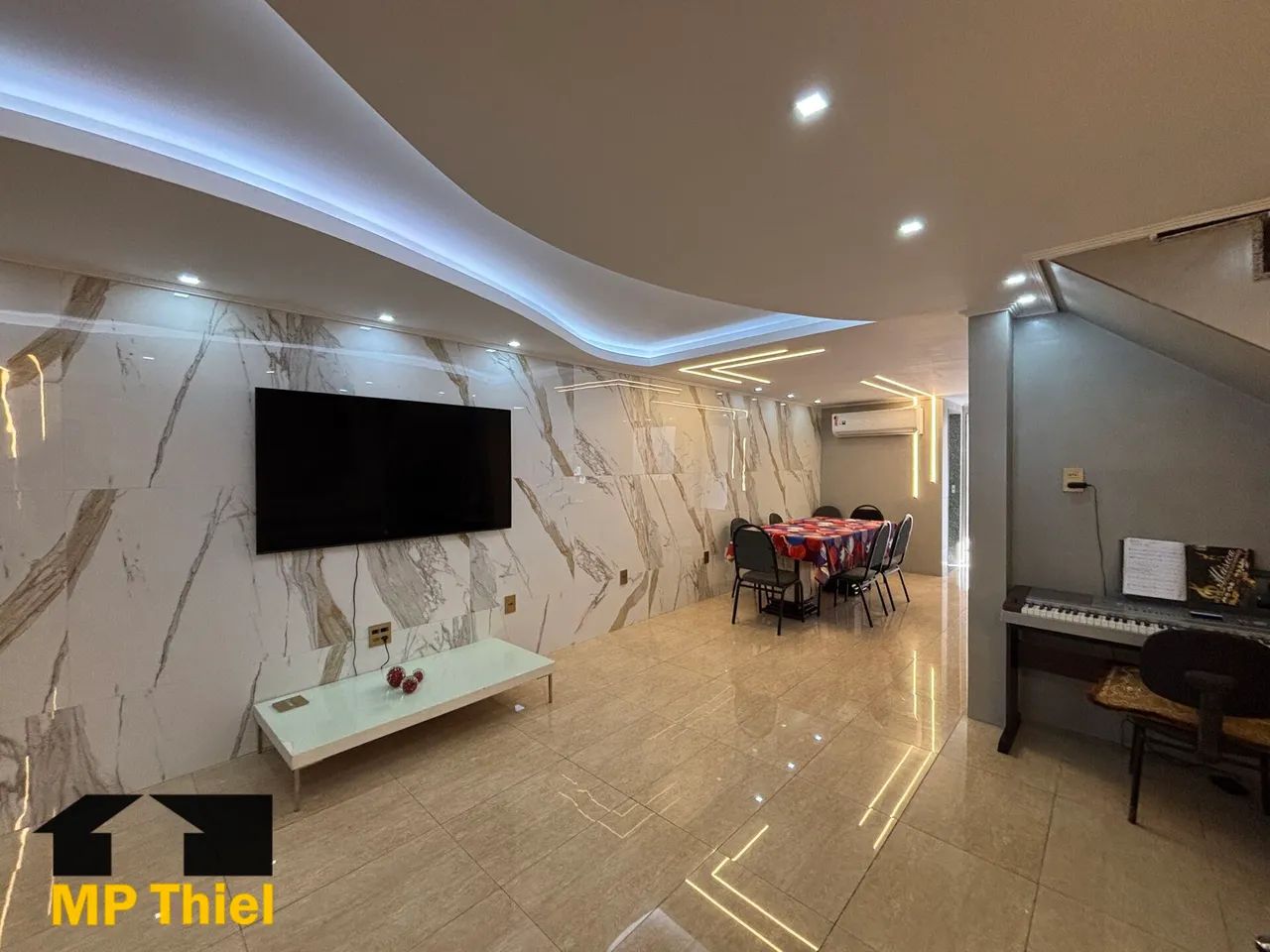 Cond. Beija-Flor I, Triplex com Terraço - Foto 4