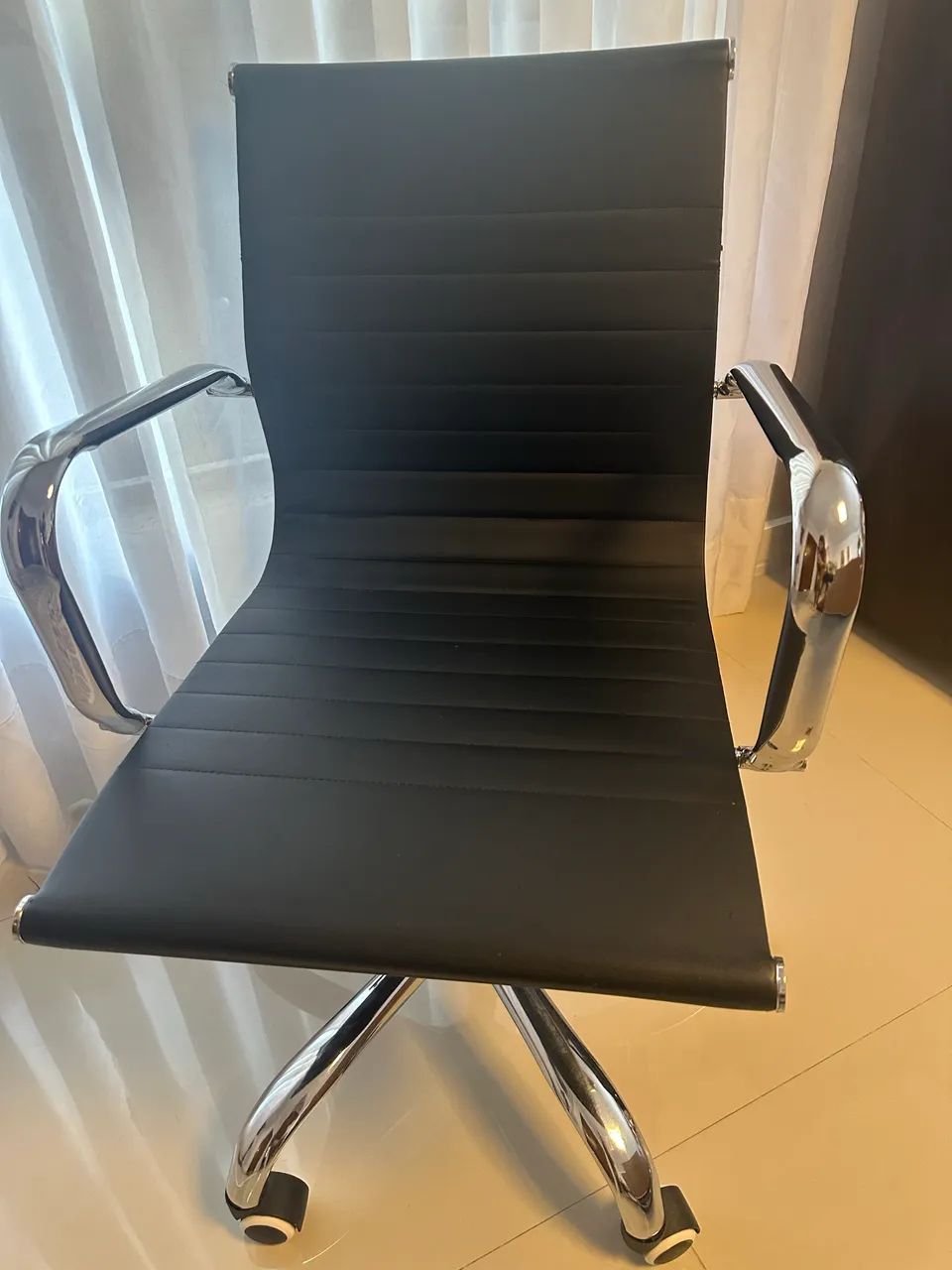 Cadeira escritório Charles Eames  - Foto 4