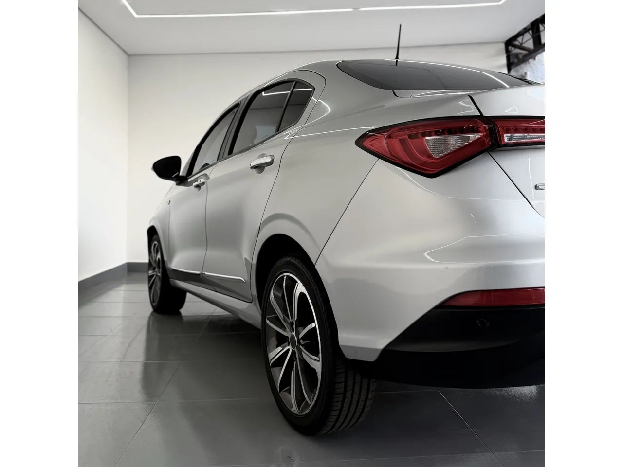 Fiat Cronos Precision 1.8 16V Flex Aut. 2020 - Foto 5